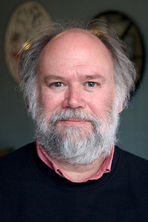 A headshot of James Pringle, a professor in the EOS Ocean Process Analysis Laboratory.